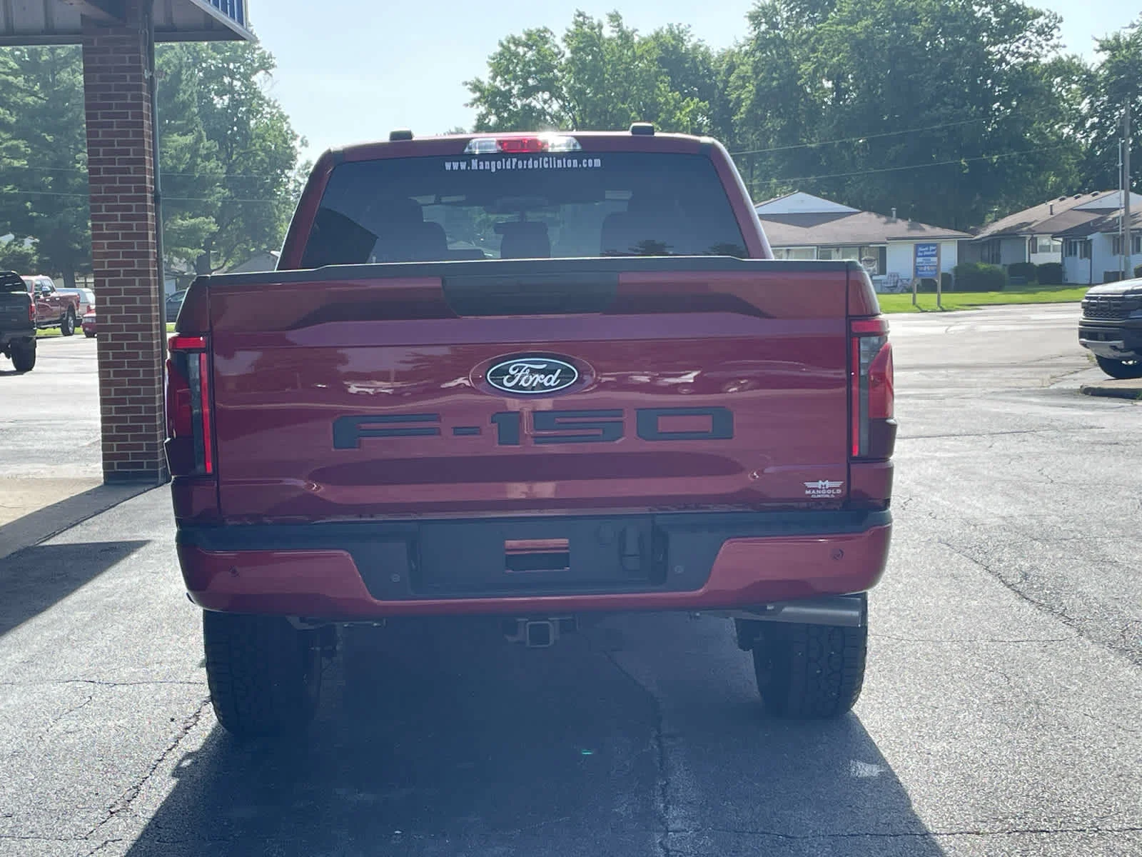 New 2026 Ruby Red Metallic Tinted Clearcoat Ford XLT image 4