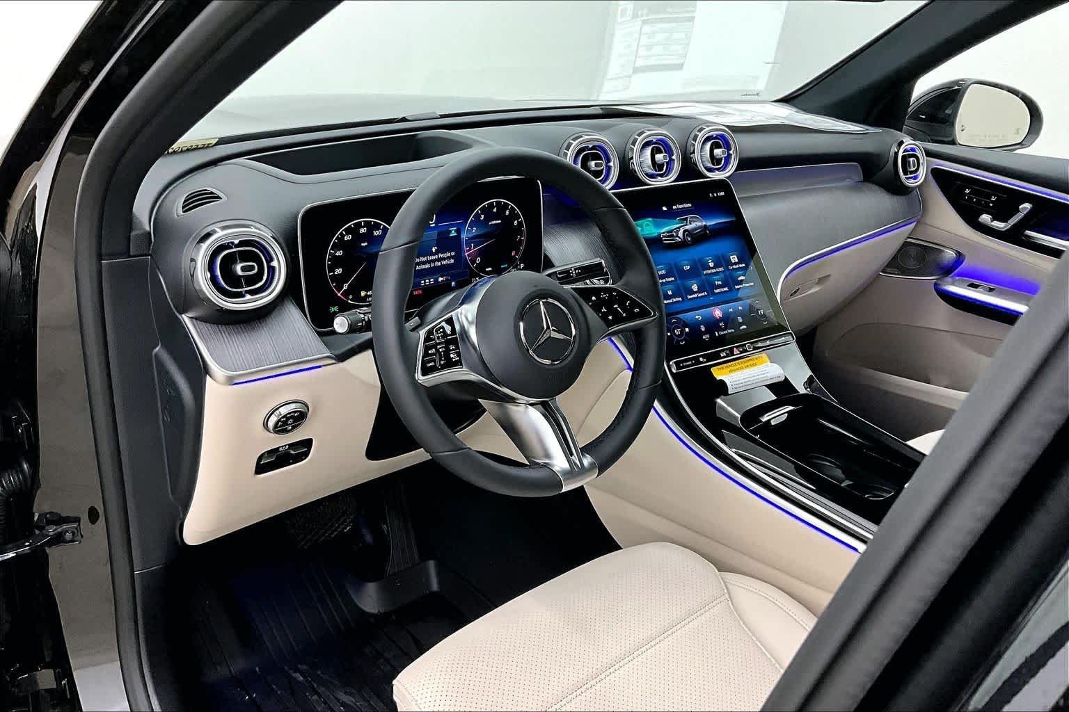 New 2026 Obsidian Black Metallic Mercedes-Benz GLC 300 image 8
