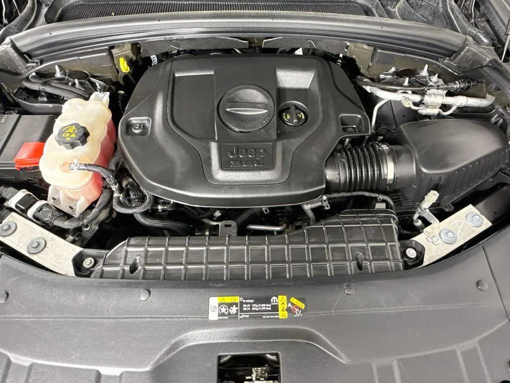 Used 2023 Gray Jeep Limited image 31