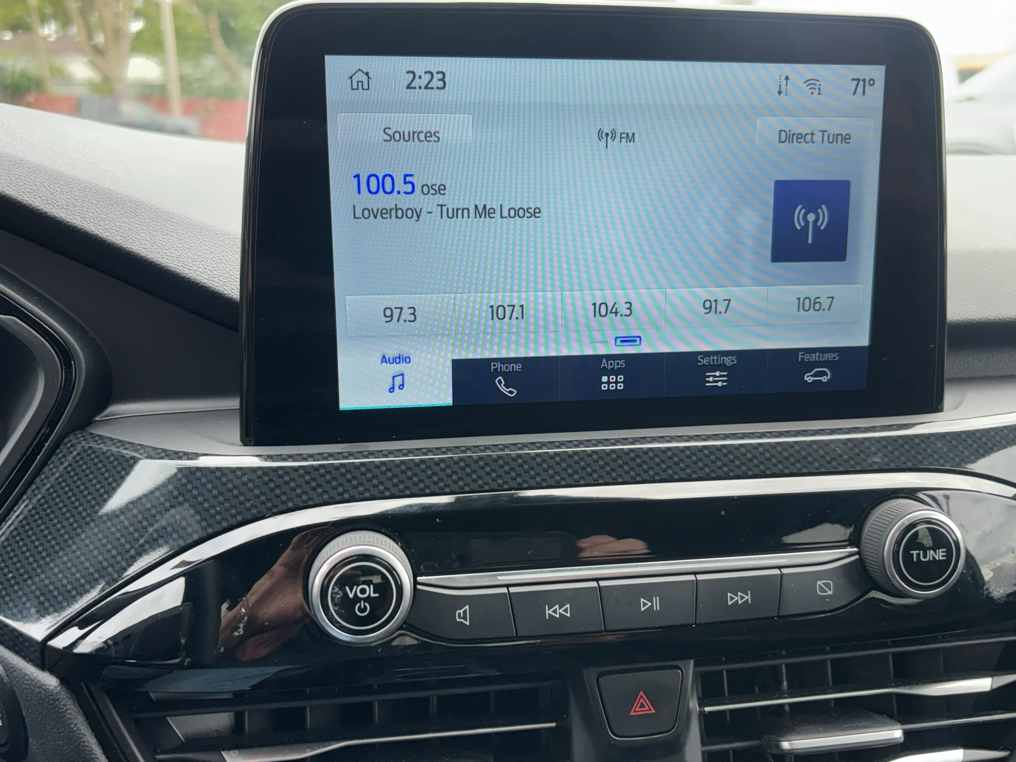 Used 2025 Space Silver Ford ST-Line Select image 19