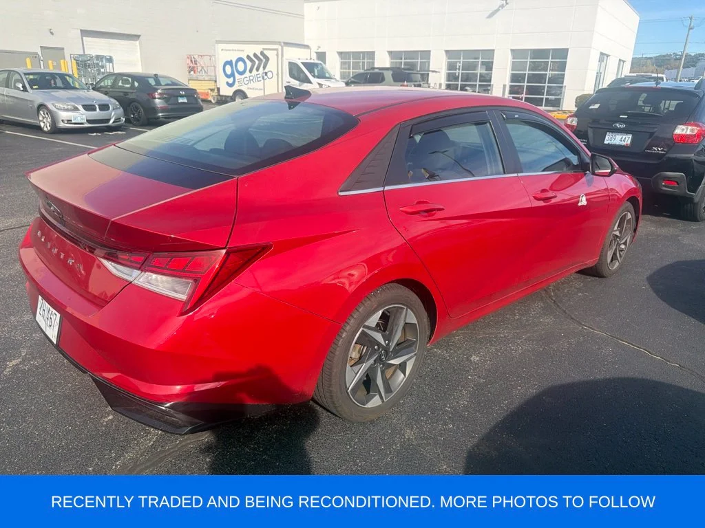 Used 2021 Calypso Red Hyundai SEL image 3