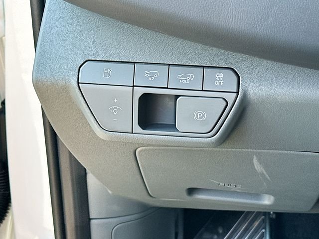 New 2026 Glacial White Pearl / Black Ro Kia GT-Line AWD image 10