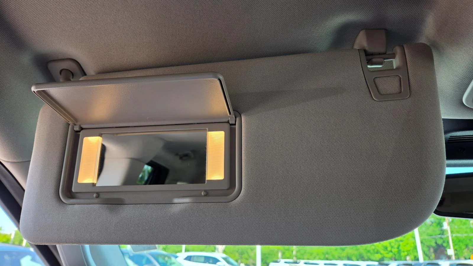 Used 2024 Oxford White Ford XLT image 35