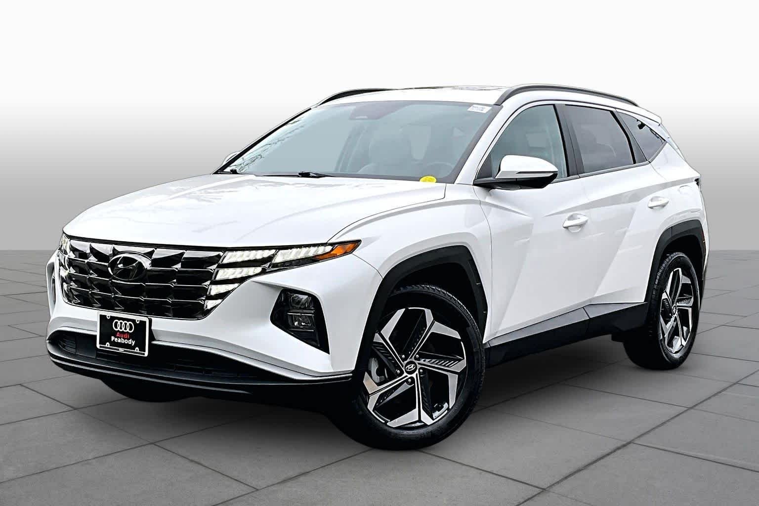 Used 2022 Quartz White Hyundai SEL image 2