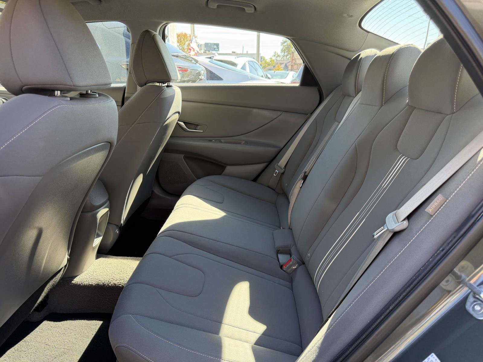 2024 Hyundai Elantra SEL - Photo 11