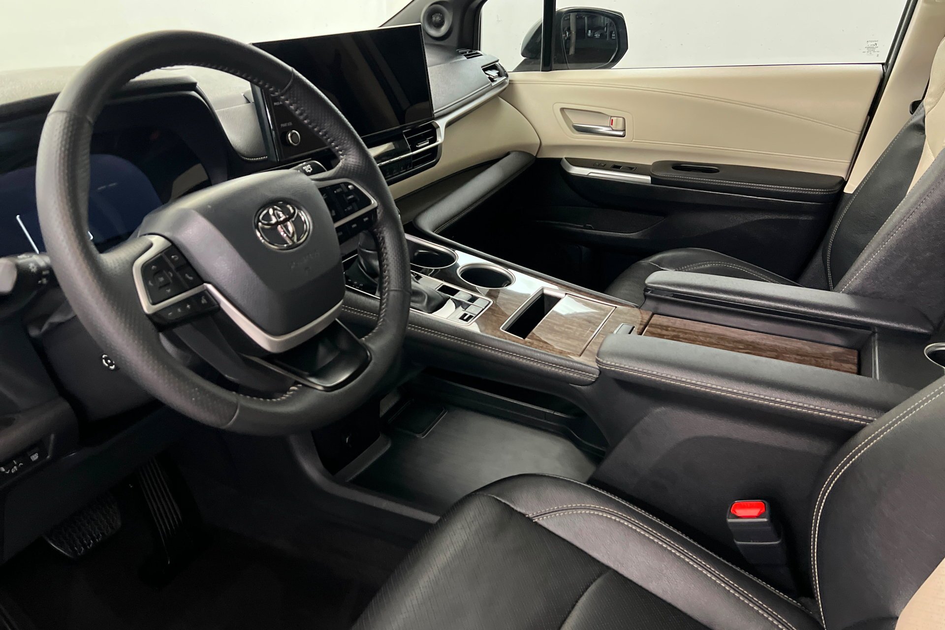 Used 2026 Gray Toyota Platinum image 16