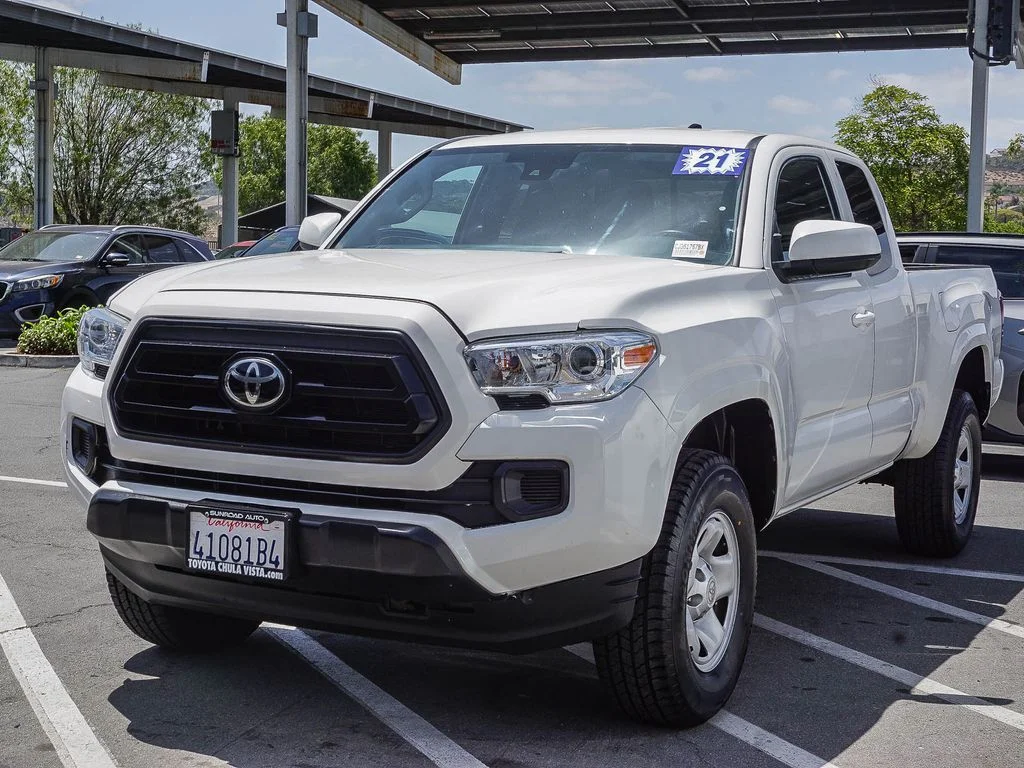 Used 2021 White Toyota SR image 3