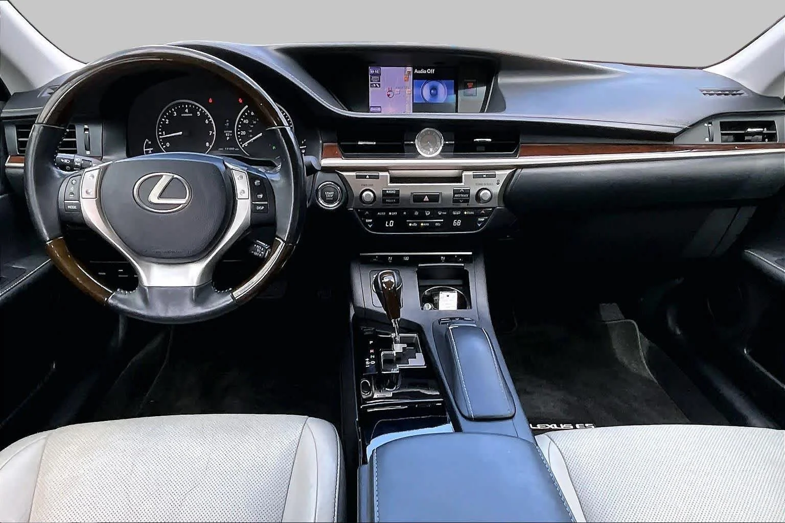 Used 2013 Silver Lining Metallic Lexus 4dr Sdn image 15