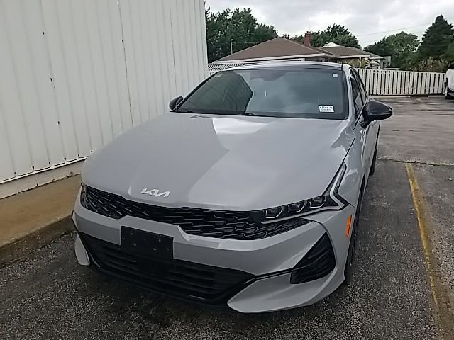 Used 2024 Gray Kia GT-Line image 8