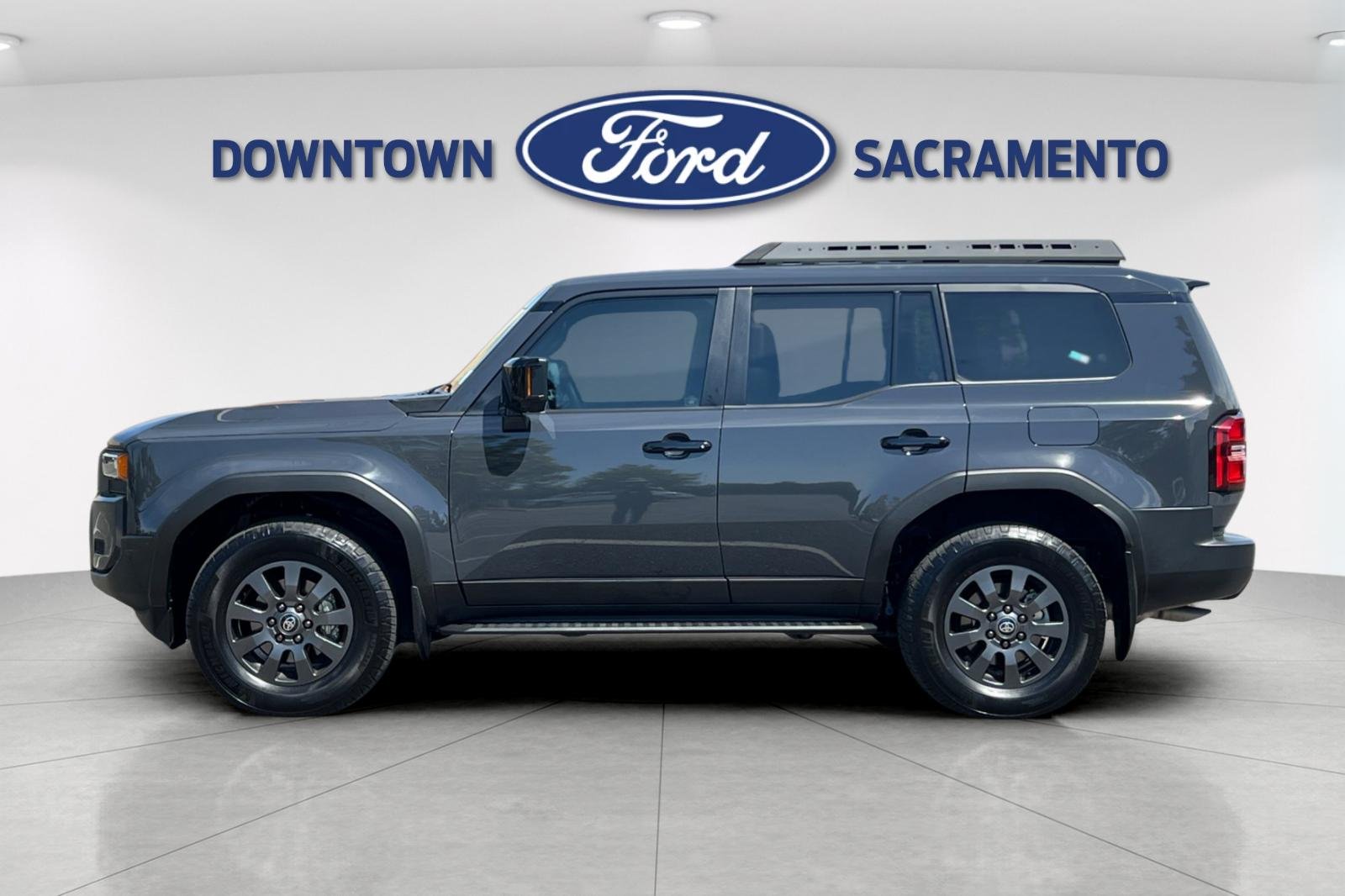 Used 2024 UNDERGROUND Toyota Base image 7