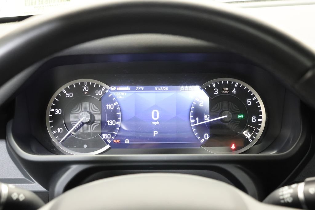 Used 2023 Fuji White Land Rover X-Dynamic SE image 19