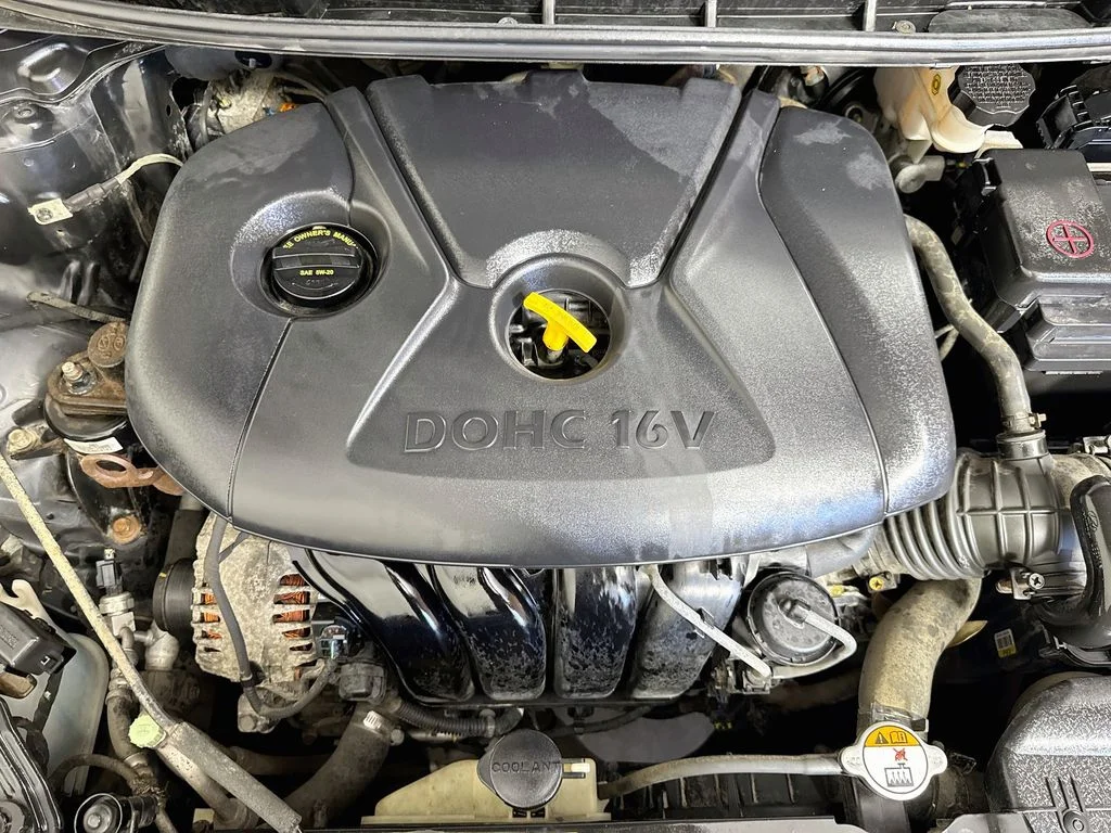 Used 2013 Black Hyundai Base image 35