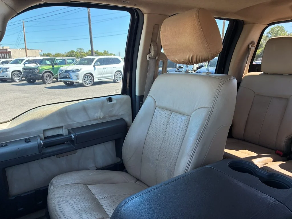 Used 2012 Tuxedo Black Metallic Ford Lariat image 25