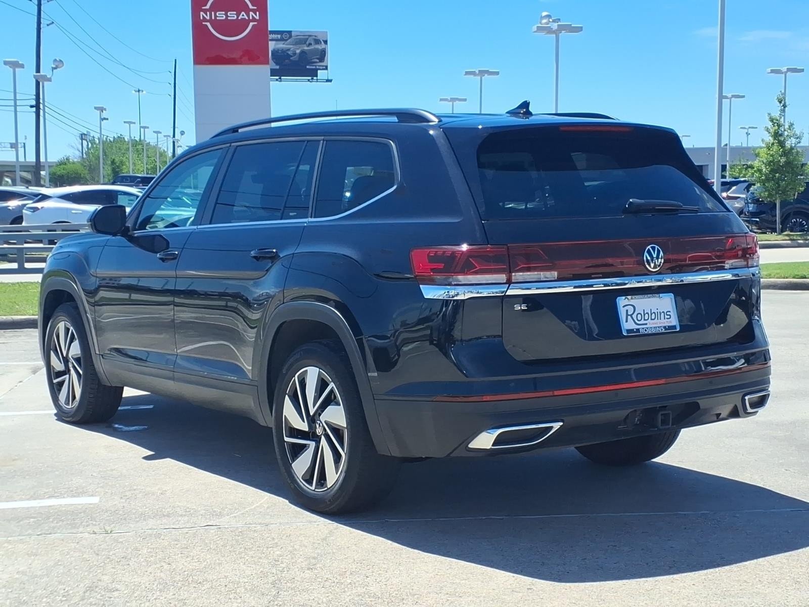 2025 Volkswagen Atlas 2.0T SE w/Technology - 6