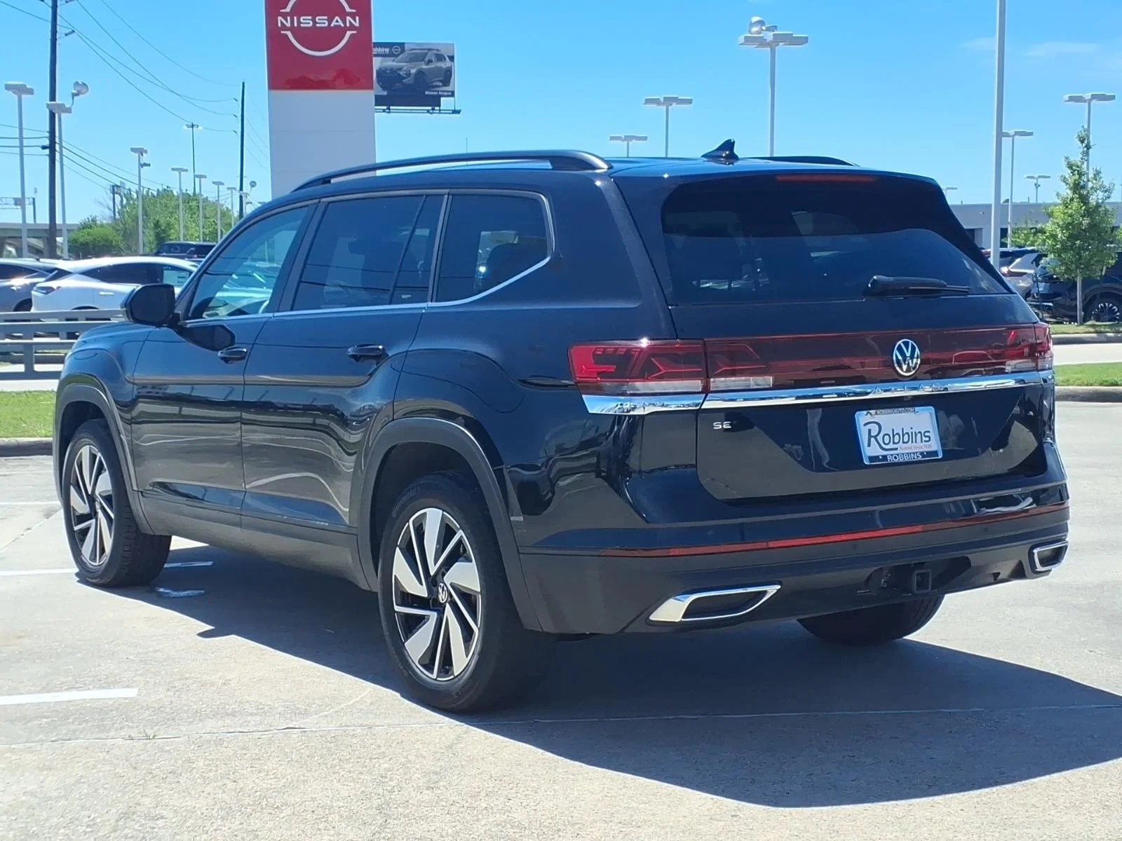 2025 Volkswagen Atlas 2.0T SE w/Technology - 6