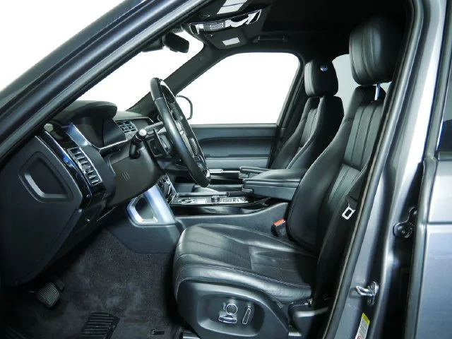 Used 2017  Land Rover 3.0L V6 Supercharged HSE image 19