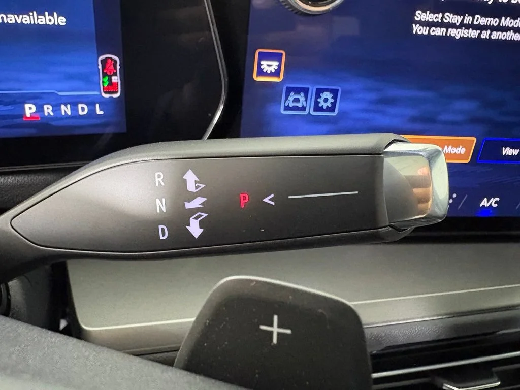 New 2026 Summit White Chevrolet LT image 32