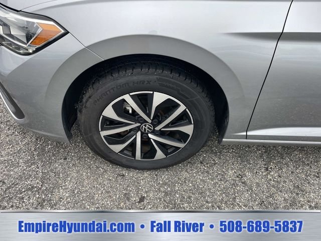 2024 Volkswagen Jetta S - Photo 11
