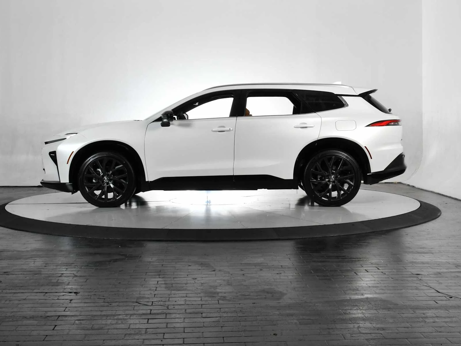 JTDACAAJ4T3053960