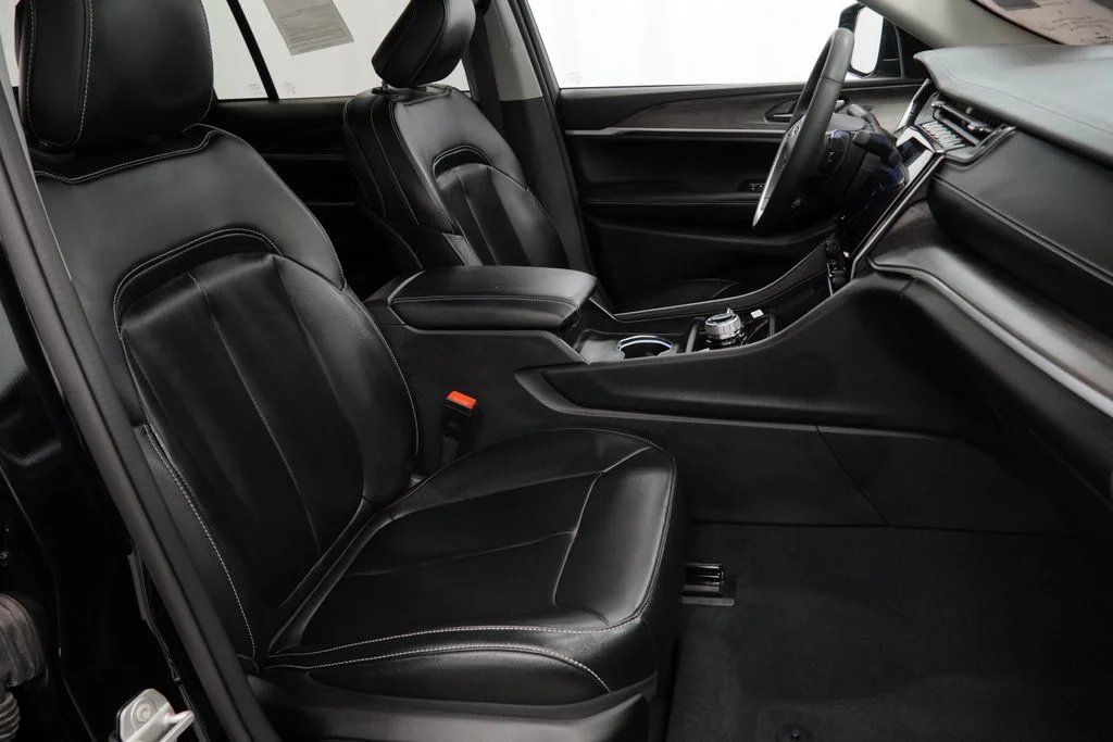 Used 2024 Black Jeep Limited image 47