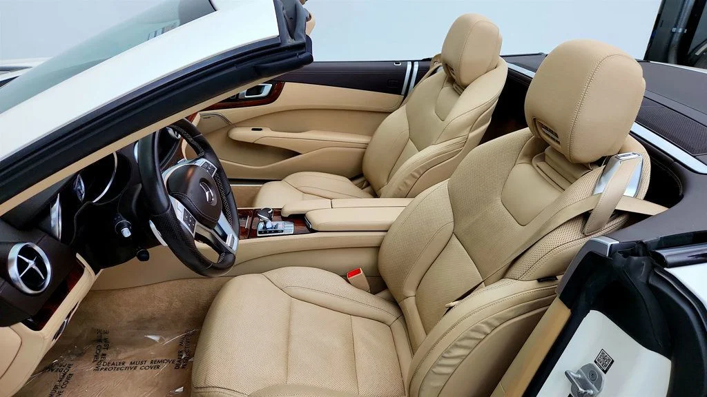 Used 2015 designo Diamond White Metallic Mercedes-Benz SL 400 2dr Roadster SL400 w/ Premium I Pkg & Magic SKY Control image 17