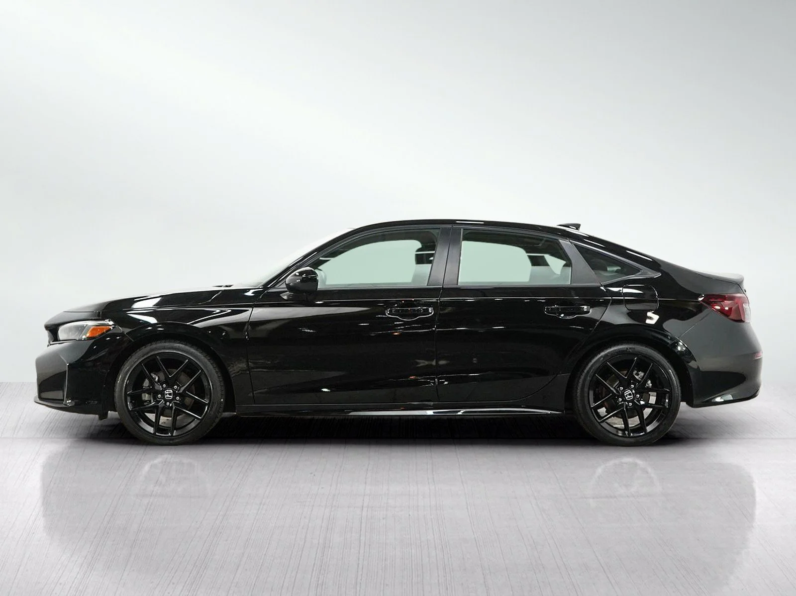 Used 2026  Honda sport image 2