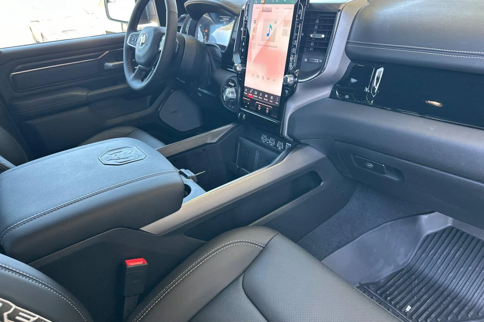 2026 RAM 1500 Rebel - Photo 15