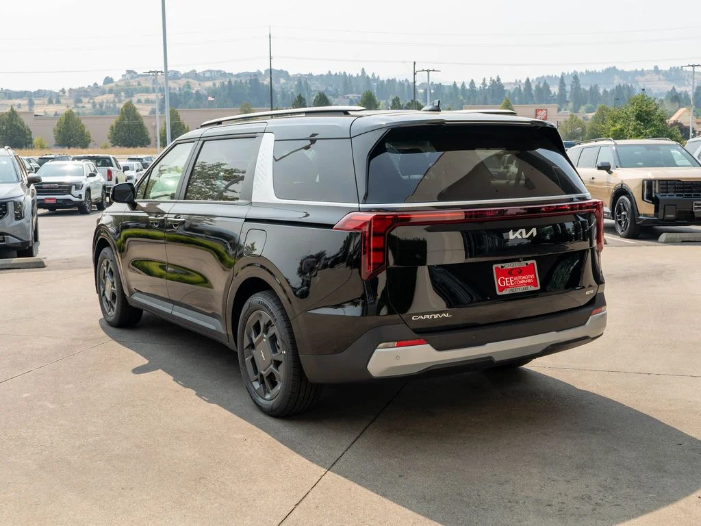 New 2026 Aurora Black Pearl Kia EX image 5