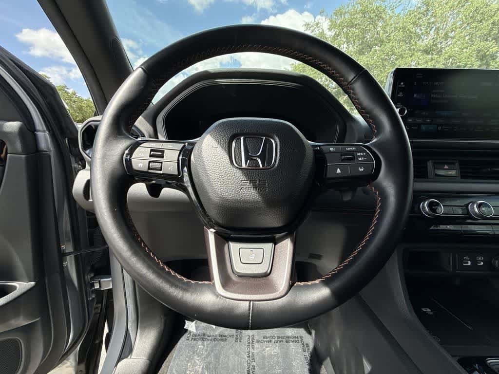 Used 2025 Lunar Silver Metallic Honda TrailSport image 15