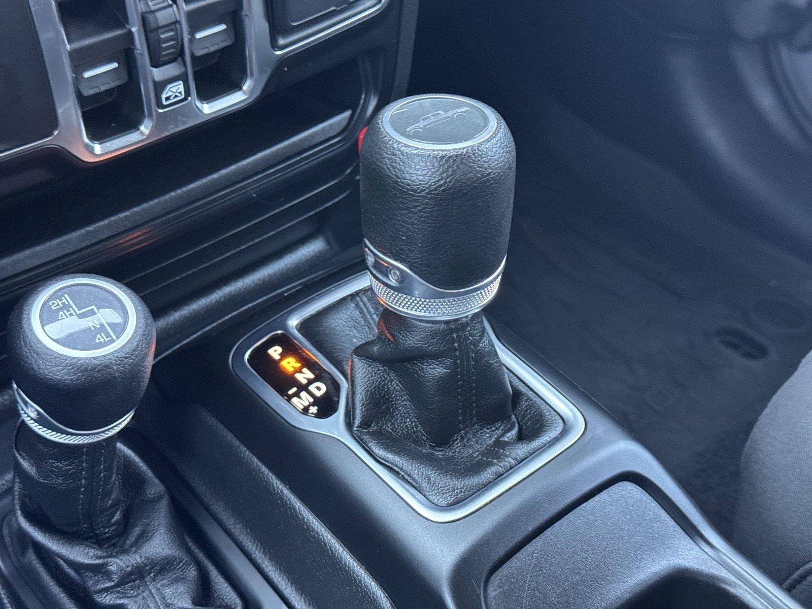 2022 Jeep Gladiator Altitude - Photo 15