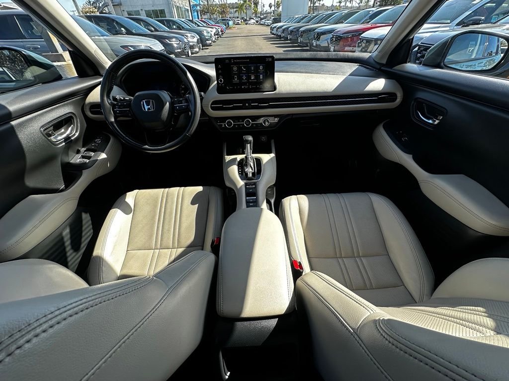Used 2024  Honda EX-L image 16