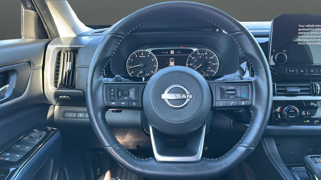 Used 2025 Super Black Nissan SL image 18