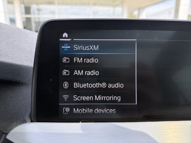 Used 2021  BMW xDrive30e image 25