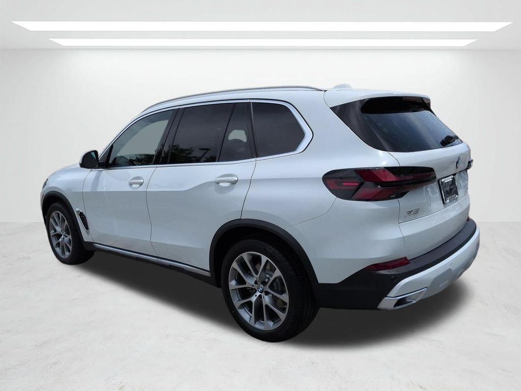 New 2026 Alpine White BMW xDrive40i image 6