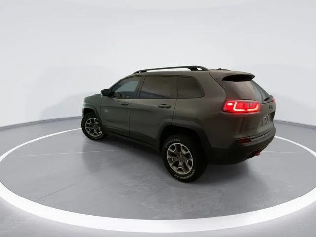 Used 2022 Gray Jeep Trailhawk image 2