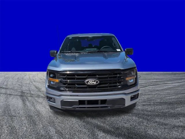 New 2026 Iconic Silver Metallic Ford XLT image 9