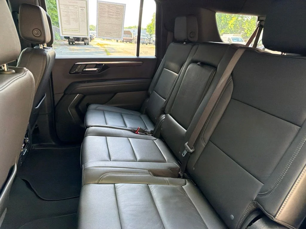 Used 2025 Black Chevrolet LT image 30
