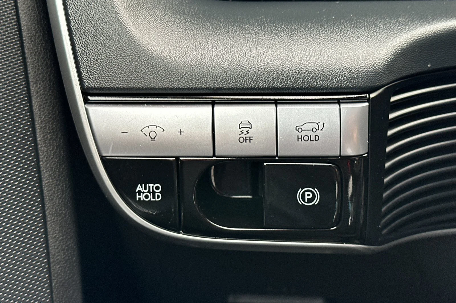 Used 2024 Green Hyundai SEL image 30