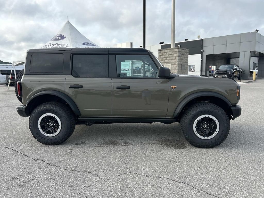 New 2026 Marsh Gray Ford Badlands® image 3