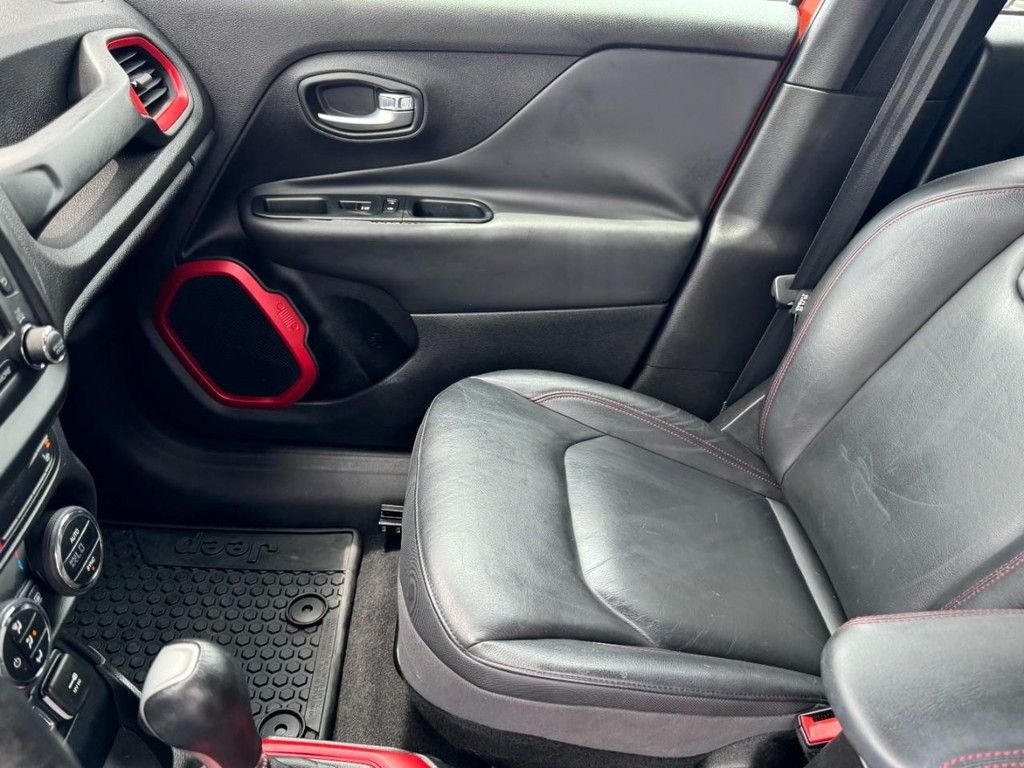Used 2016 Orange Jeep Trailhawk image 13