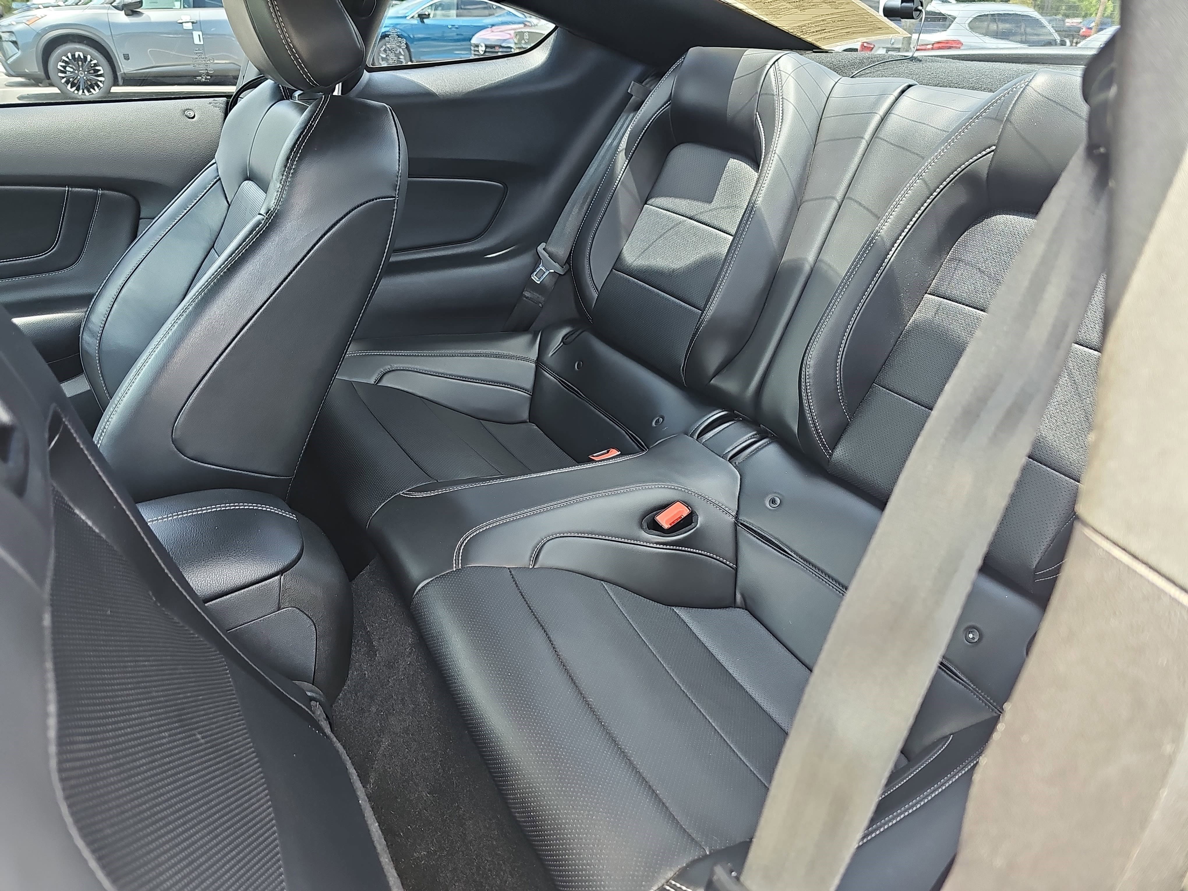 Used 2020 Magnetic Ford GT Premium image 10