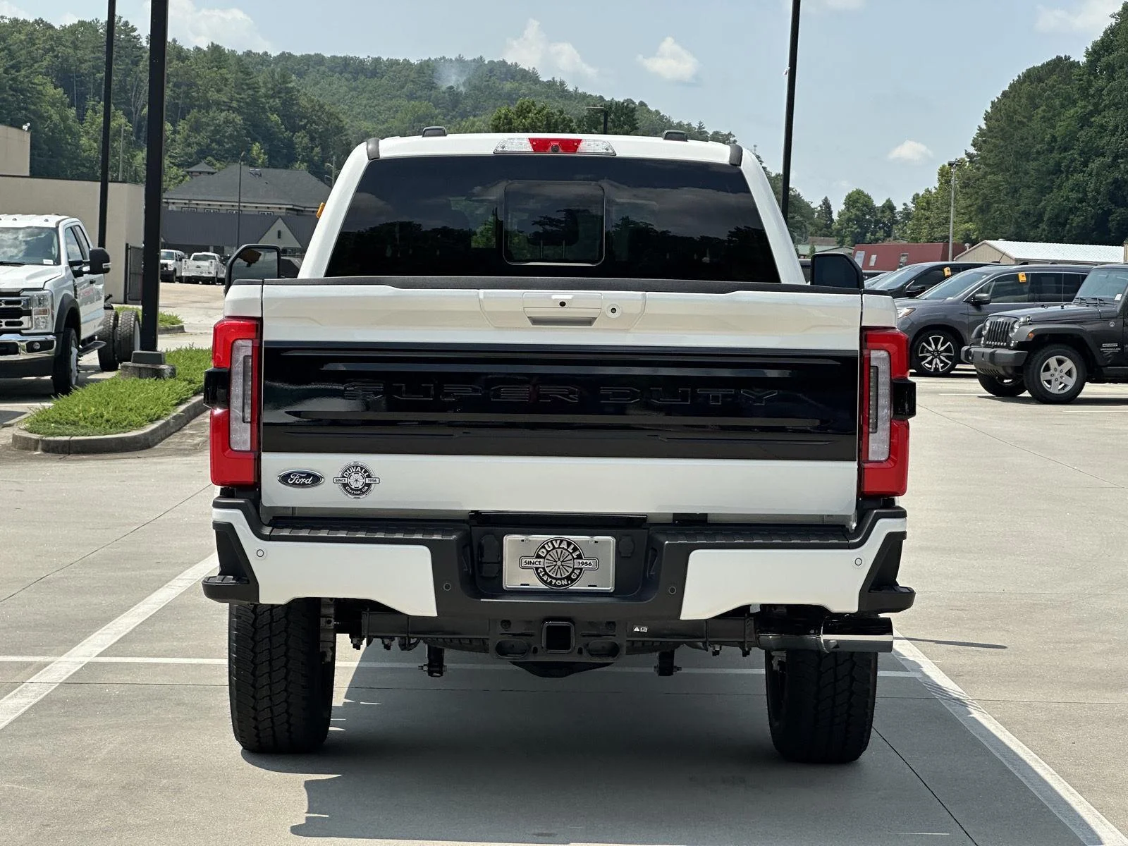 New 2026 Star White Metallic Tri-Coat Ford F-250® Platinum® image 6