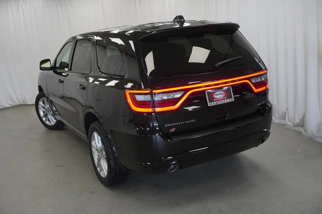 New 2026 Diamond Black Clear-Coat Exterior Paint Dodge GT image 11