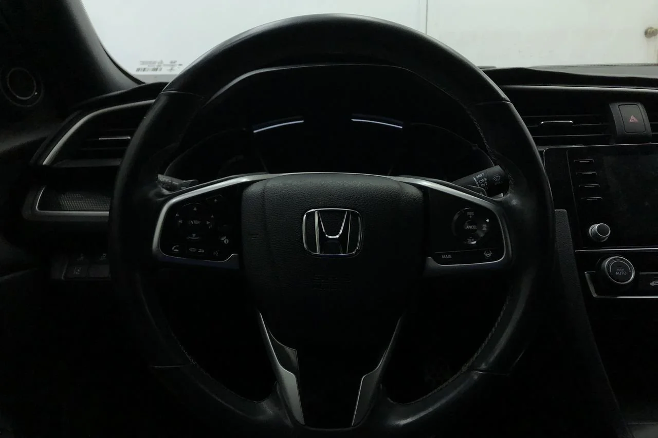 Used 2020 Platinum White Pearl Honda Sport image 21