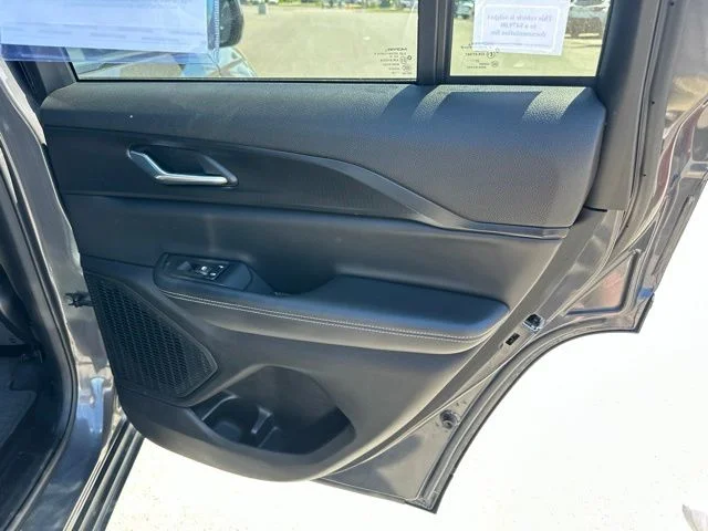 Used 2024 Gray Jeep Laredo image 11