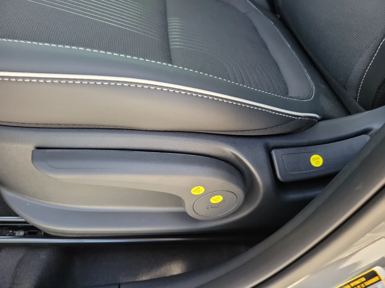New 2026 Ecotronic Gray Hyundai SEL image 13