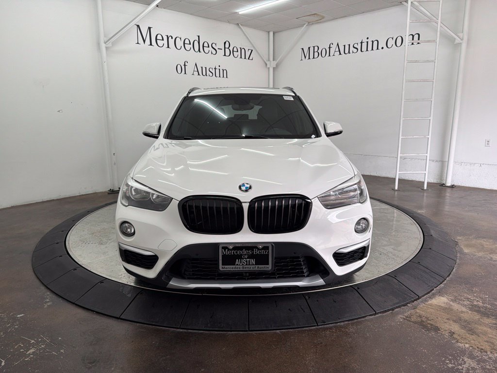 Used 2017 White BMW sDrive28i image 2