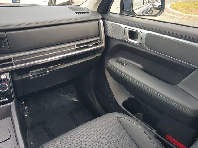 2025 Hyundai Santa Fe SEL - Photo 16