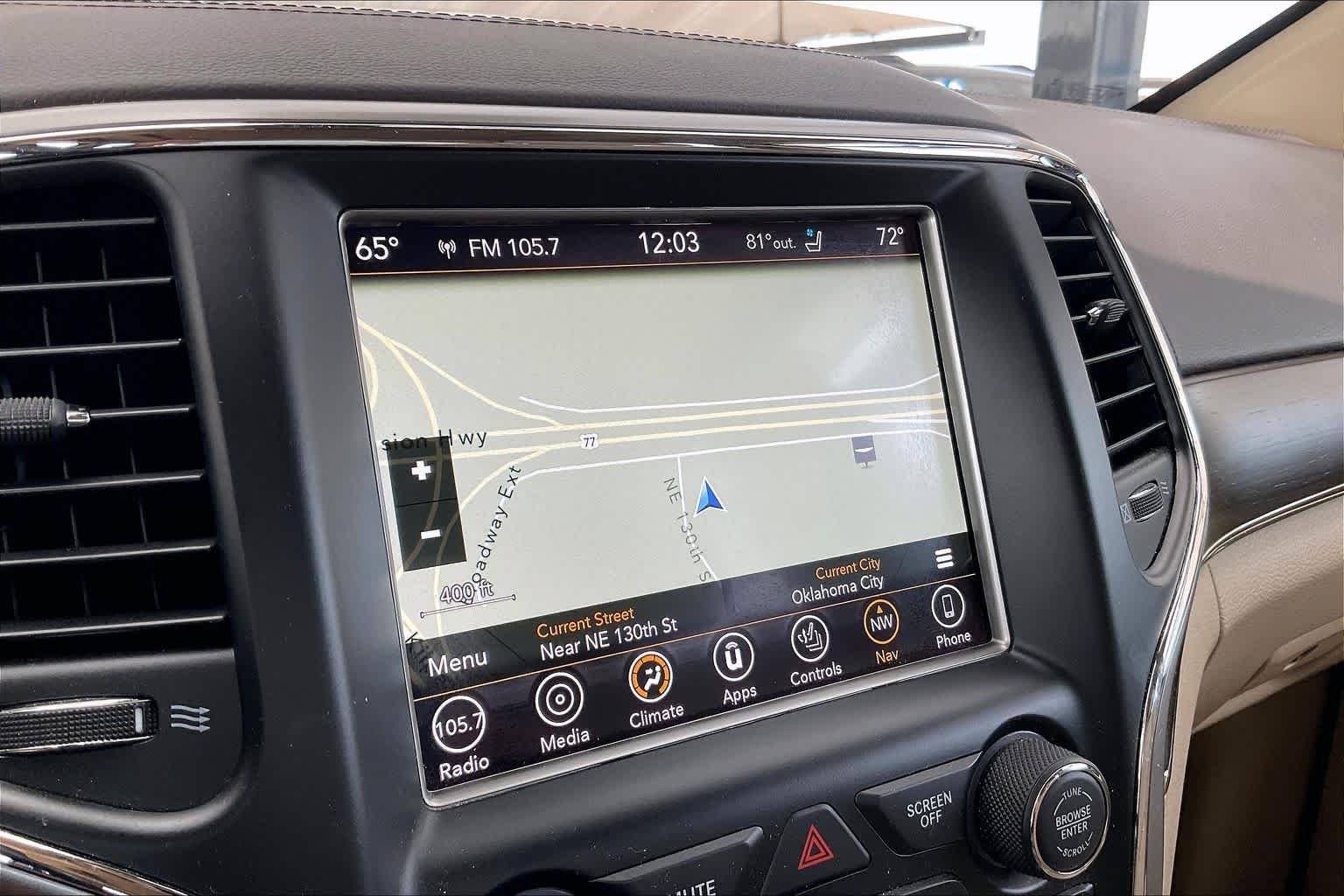 Used 2018 Ivory 3-Coat Jeep Overland image 30