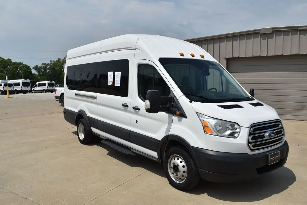 Used 2019 White Ford XLT image 2